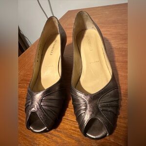 Women’s Shoes Bruno Magli Leather 2” Heel Peep-Toe Bronze Sz 6.5 Made In Italy